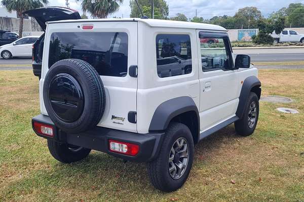2023 Suzuki Jimny GLX GJ