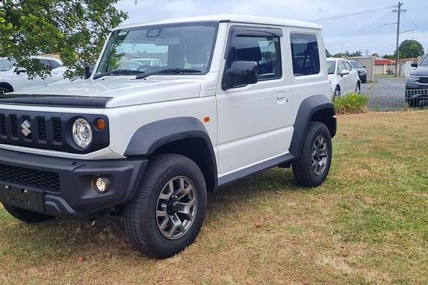 2023 Suzuki Jimny GLX GJ