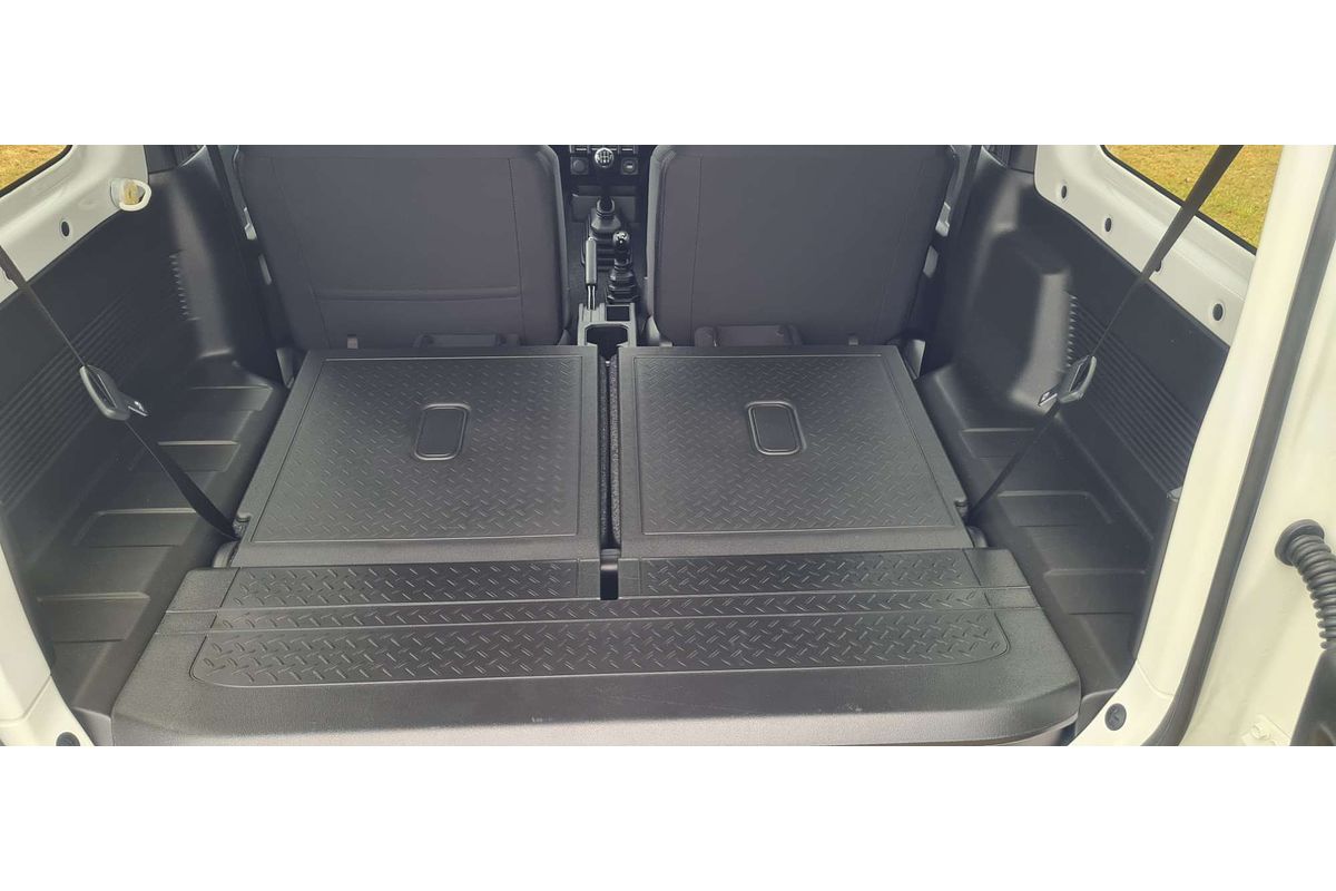 2023 Suzuki Jimny GLX GJ