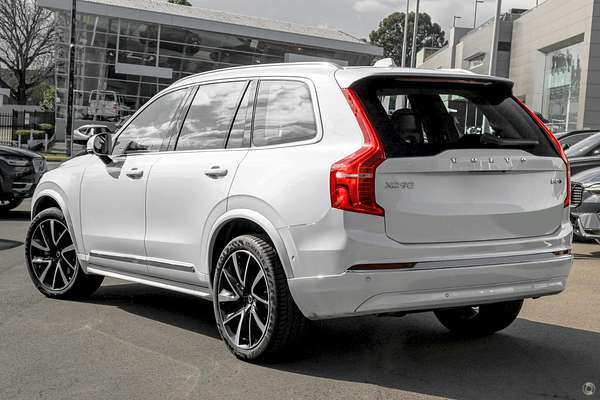2023 Volvo XC90 Ultimate B5 Bright