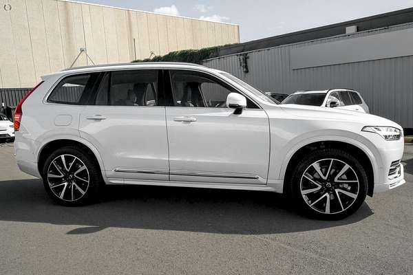 2023 Volvo XC90 Ultimate B5 Bright