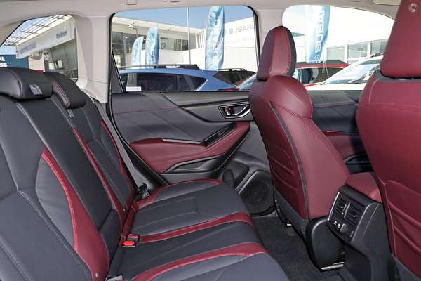 2024 Subaru Forester STI Sport S5