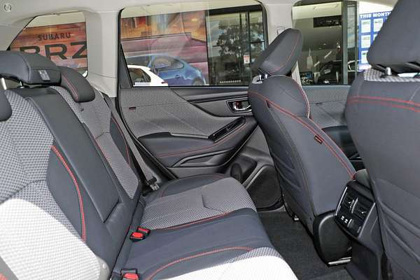 2024 Subaru Forester 2.5i Sport S5