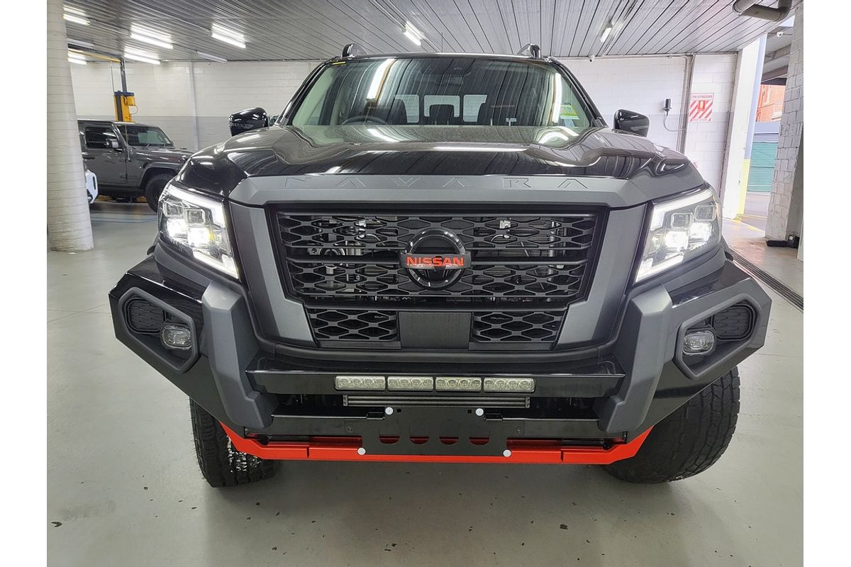 Nissan NAVARA 4X4 2.3 DSL AUTO DC P4X WARRIOR