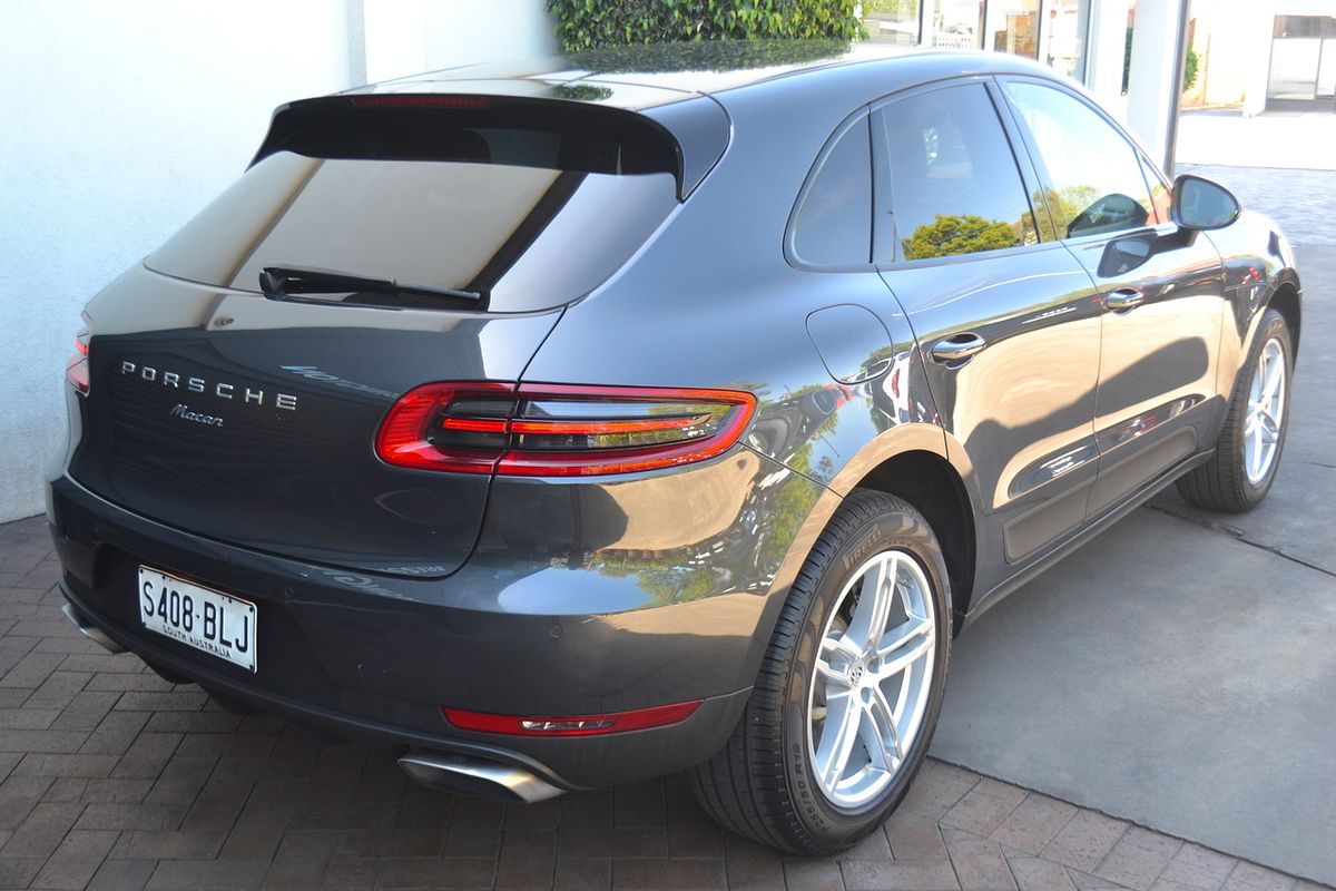 2017 Porsche Macan 95B