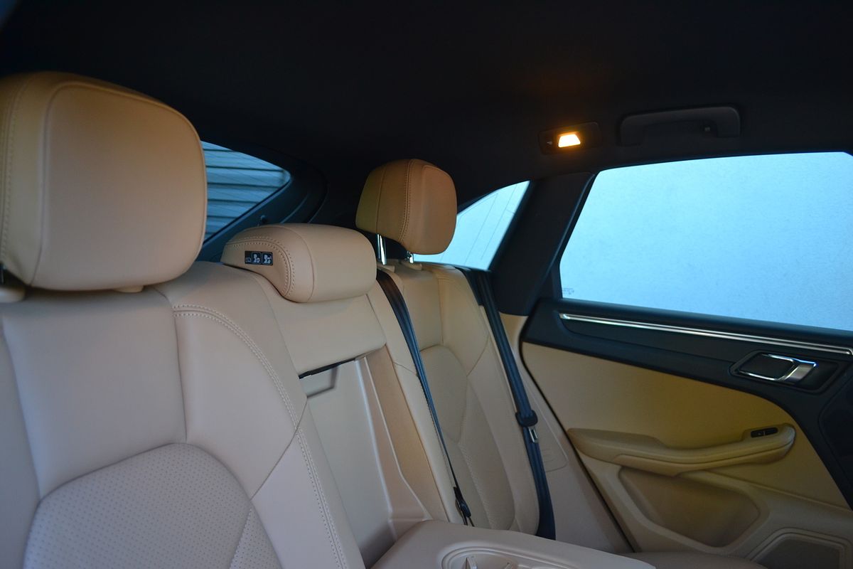 2017 Porsche Macan 95B