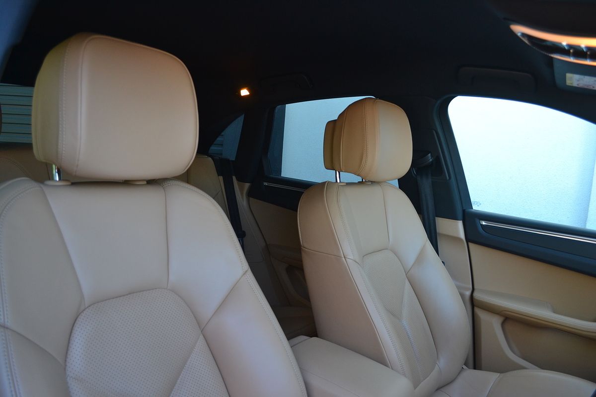 2017 Porsche Macan 95B