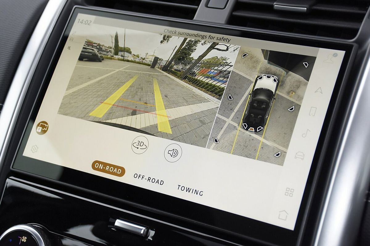 2024 Land Rover Discovery D300 Dynamic SE Series 5