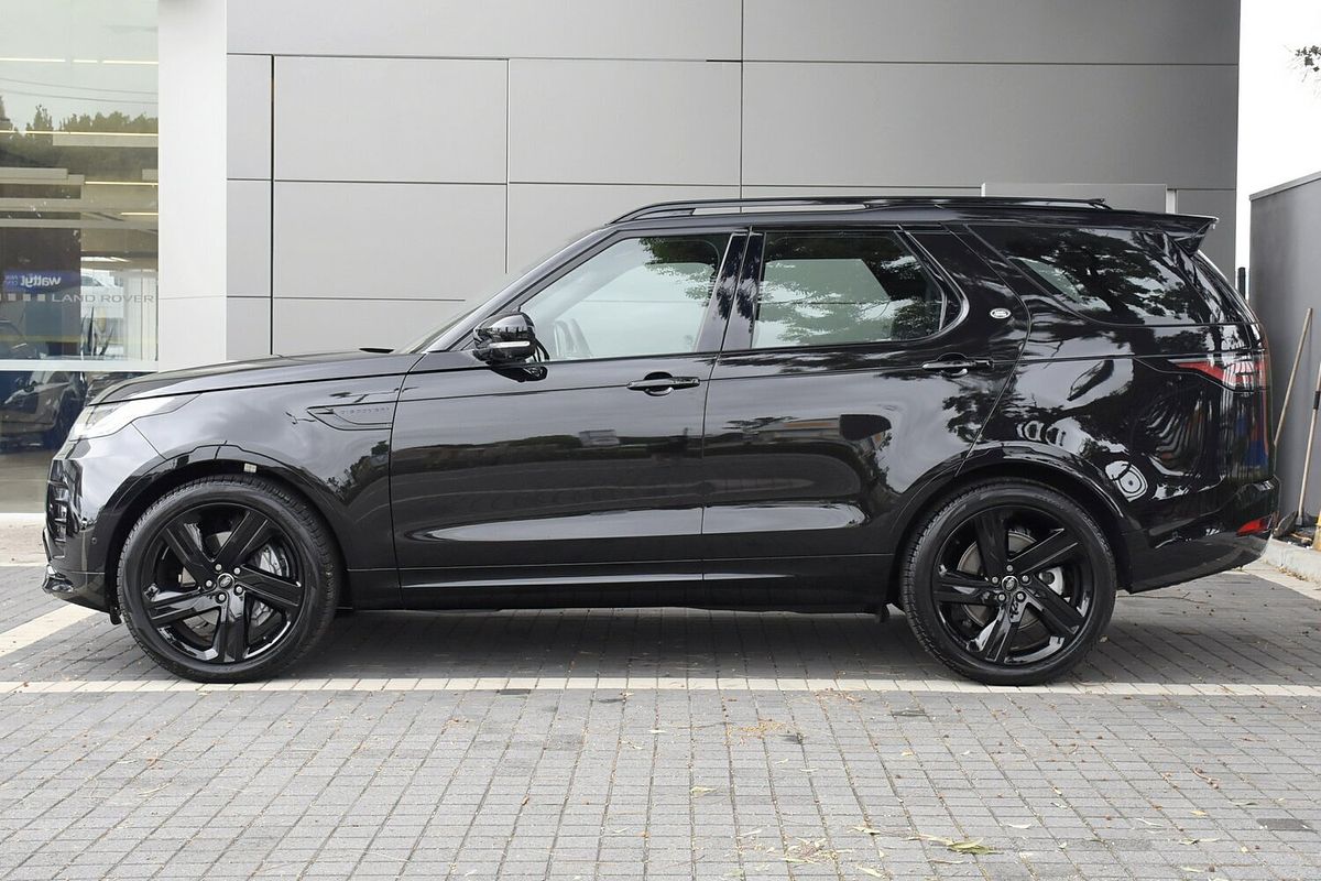 2024 Land Rover Discovery D300 Dynamic SE Series 5