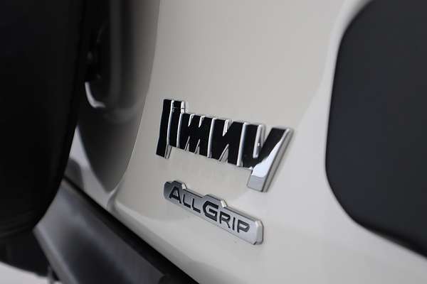 2022 Suzuki Jimny GLX GJ