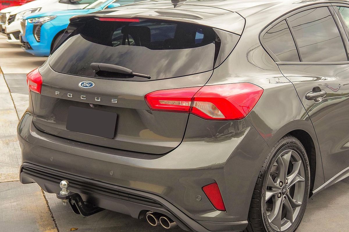 2018 Ford Focus ST-Line SA