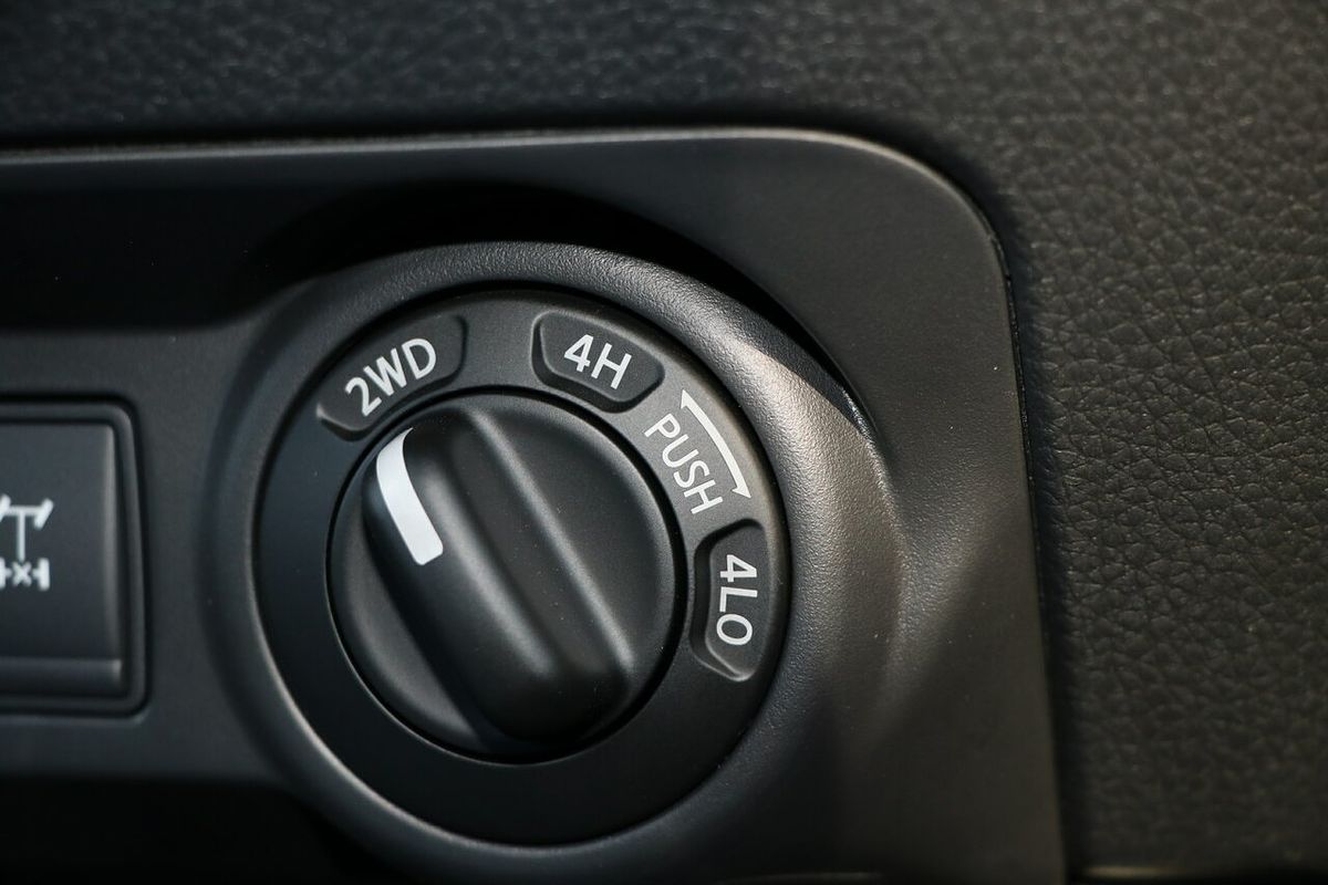 2024 Nissan Navara ST-X D23 4X4