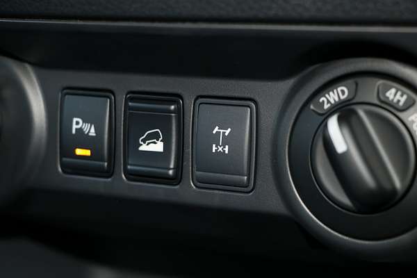 2024 Nissan Navara ST-X D23 4X4