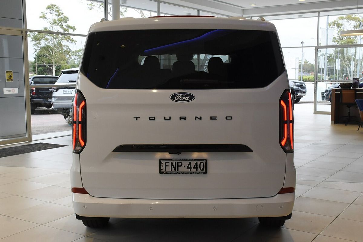 2024 Ford Tourneo Titanium X AV SWB
