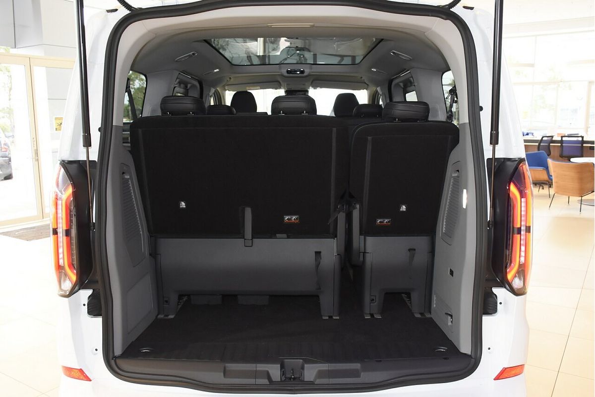 2024 Ford Tourneo Titanium X AV SWB