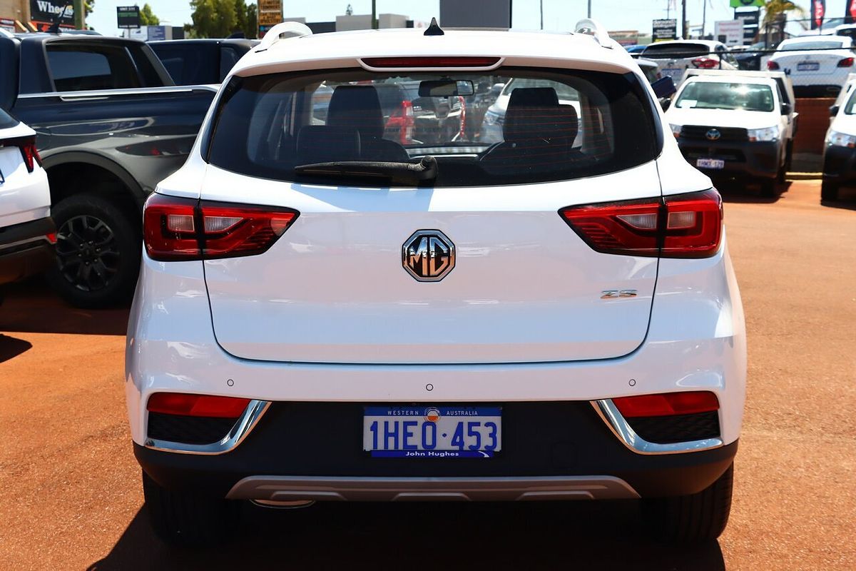 2020 MG ZS Essence AZS1