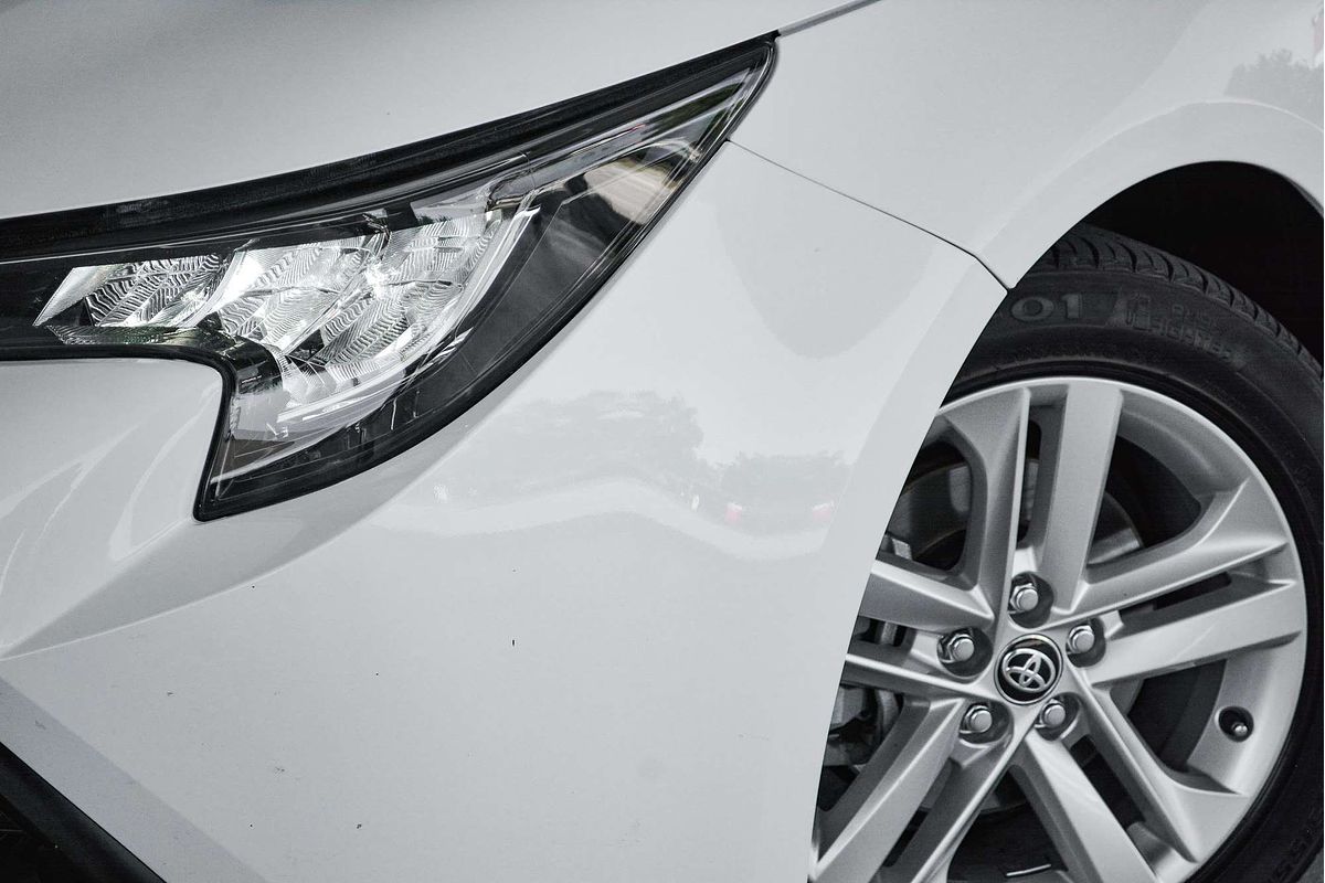 2018 Toyota Corolla Ascent Sport Hybrid ZWE211R
