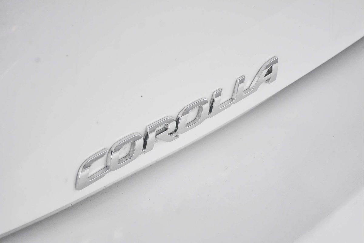 2018 Toyota Corolla Ascent Sport Hybrid ZWE211R