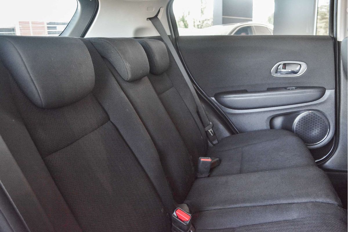 2016 Honda HR-V VTi-S