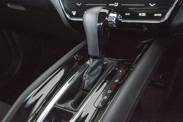 2016 Honda HR-V VTi-S