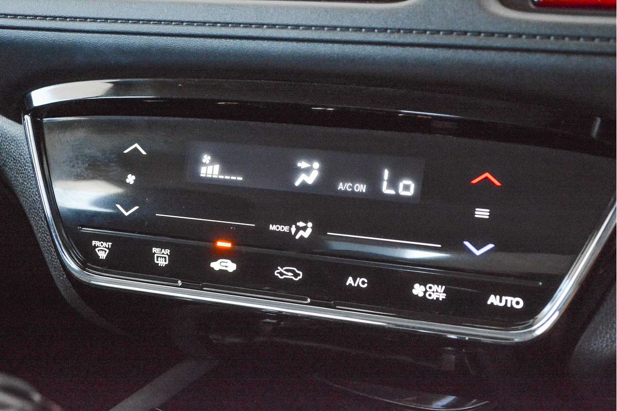 2016 Honda HR-V VTi-S