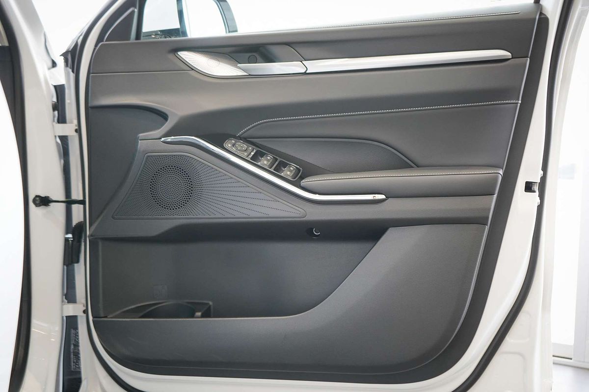 2024 GWM Haval H6 Lux B01