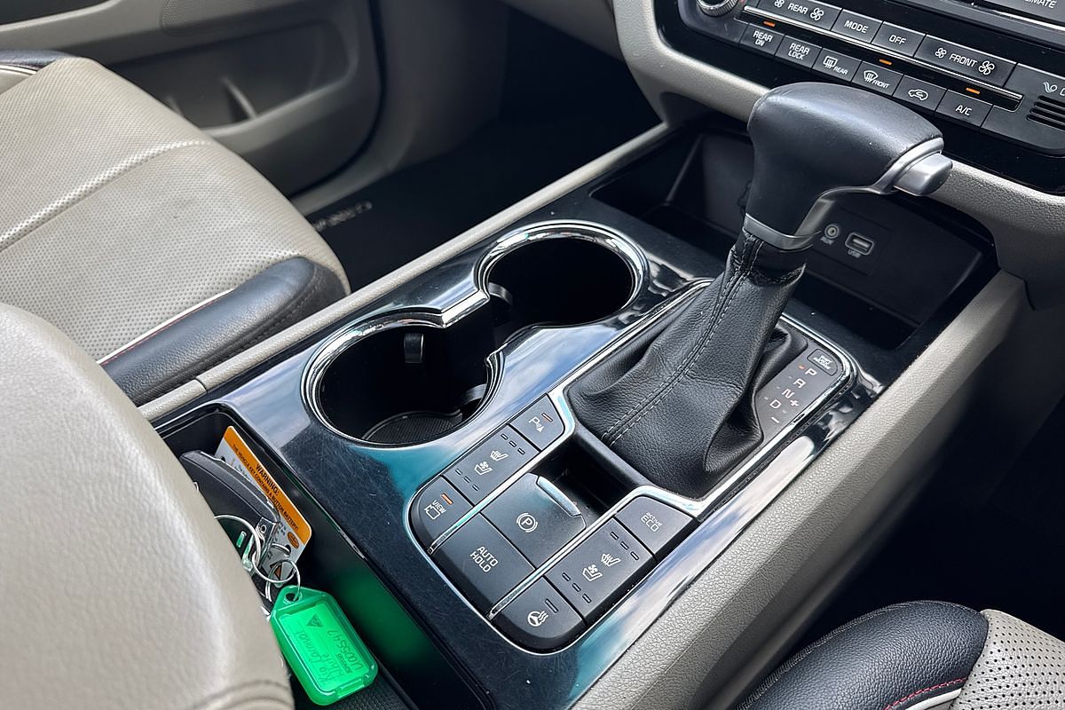 2019 Kia Carnival Platinum YP