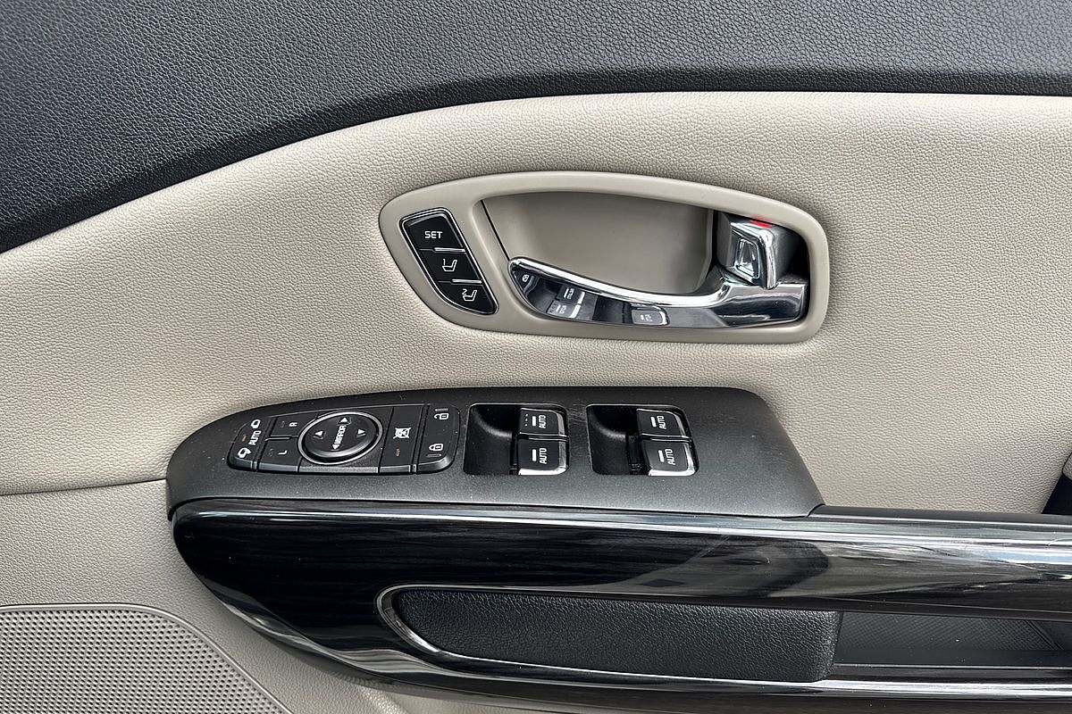 2019 Kia Carnival Platinum YP