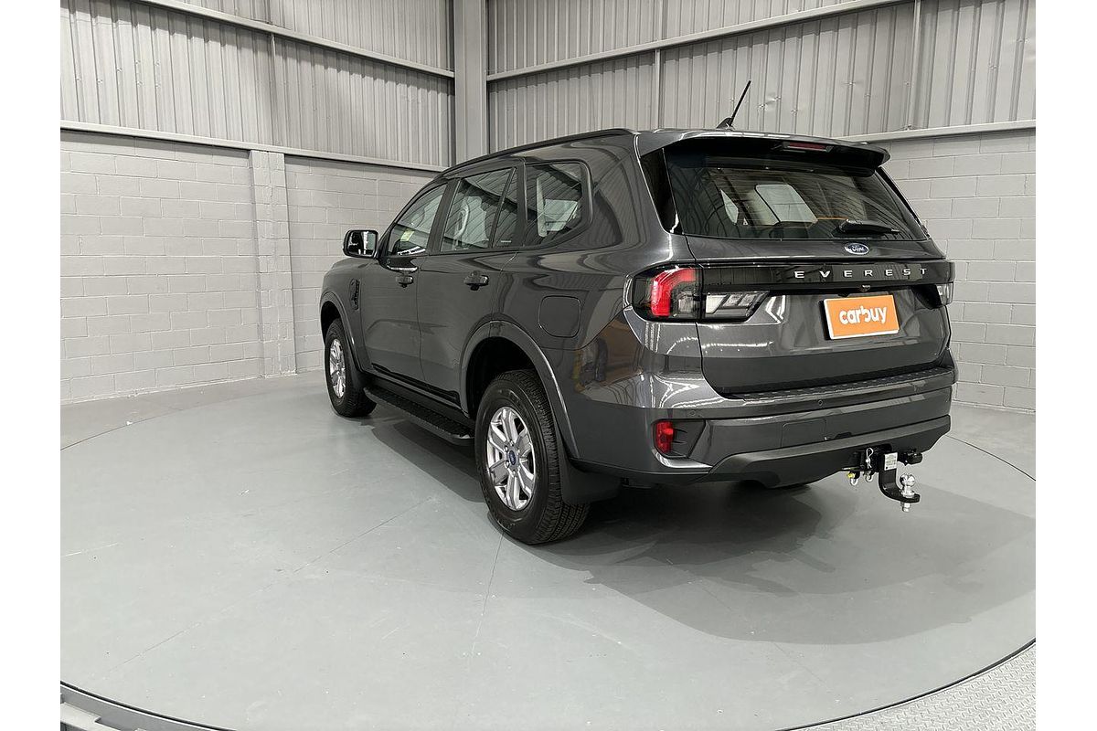 2024 Ford Everest Ambiente