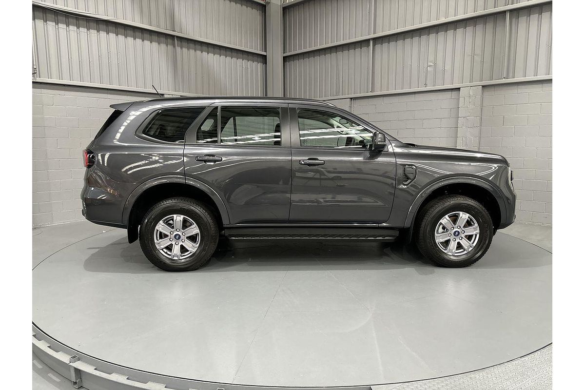 2024 Ford Everest Ambiente