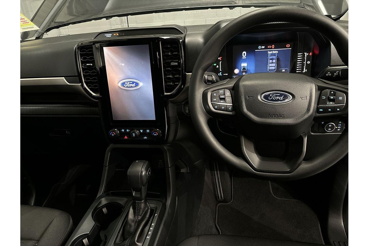 2024 Ford Everest Ambiente