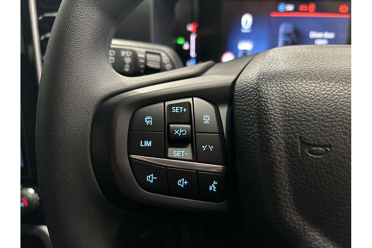 2024 Ford Everest Ambiente