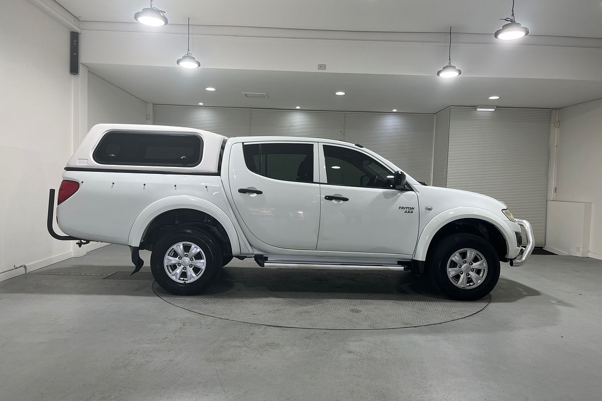 2012 Mitsubishi TRITON GLX MN