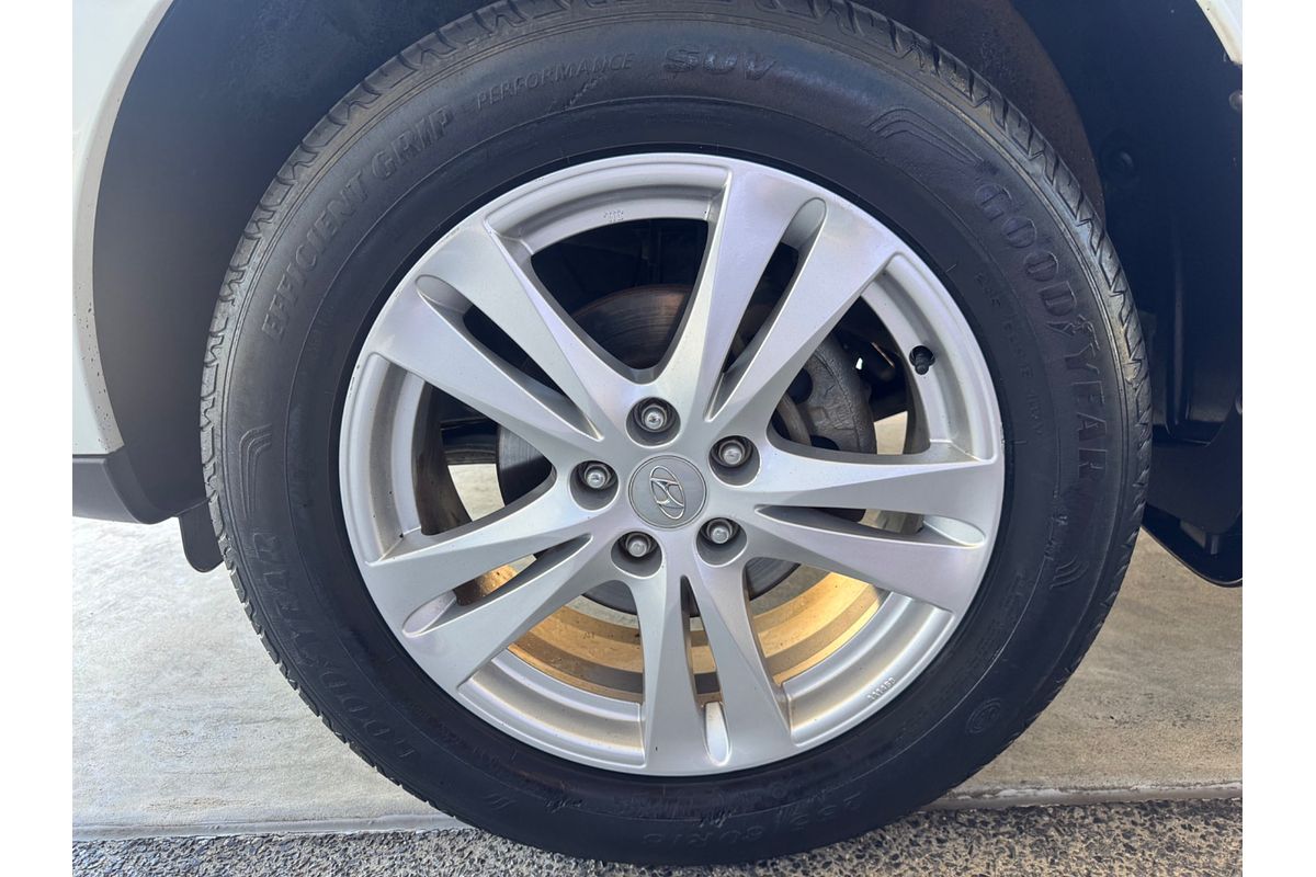 2011 Hyundai Santa Fe Highlander CM