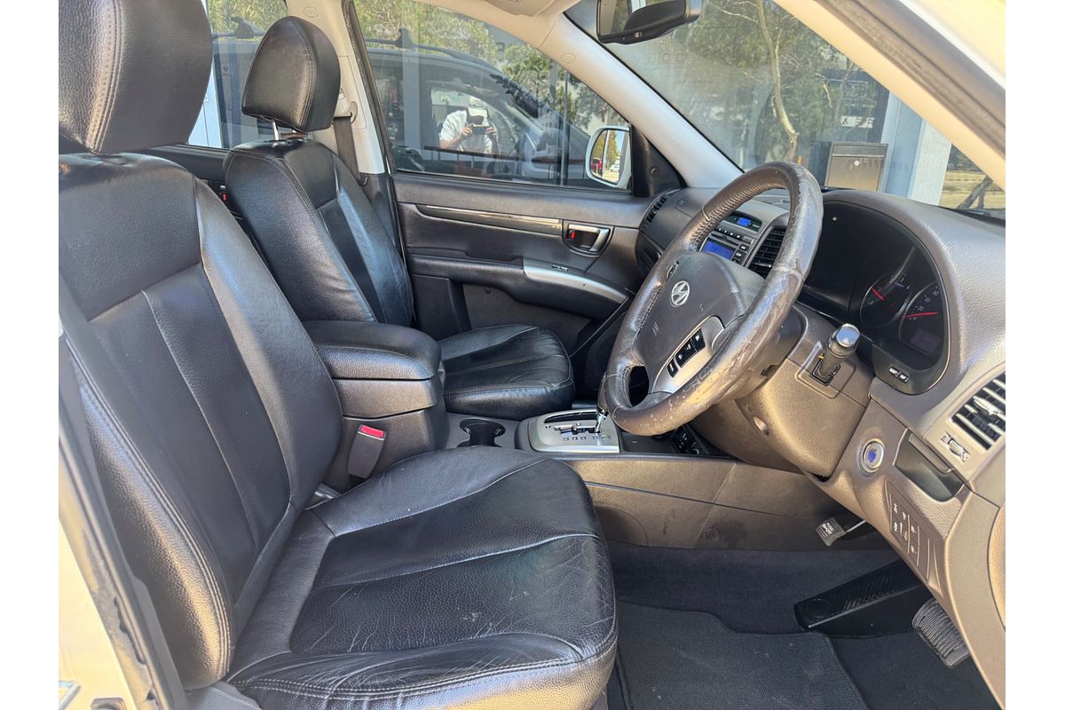 2011 Hyundai Santa Fe Highlander CM