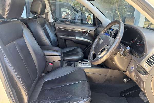 2011 Hyundai Santa Fe Highlander CM