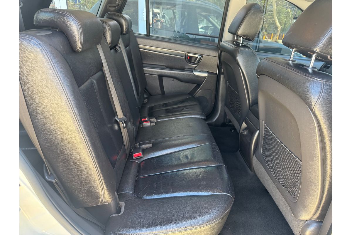 2011 Hyundai Santa Fe Highlander CM