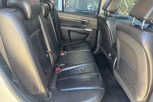 2011 Hyundai Santa Fe Highlander CM