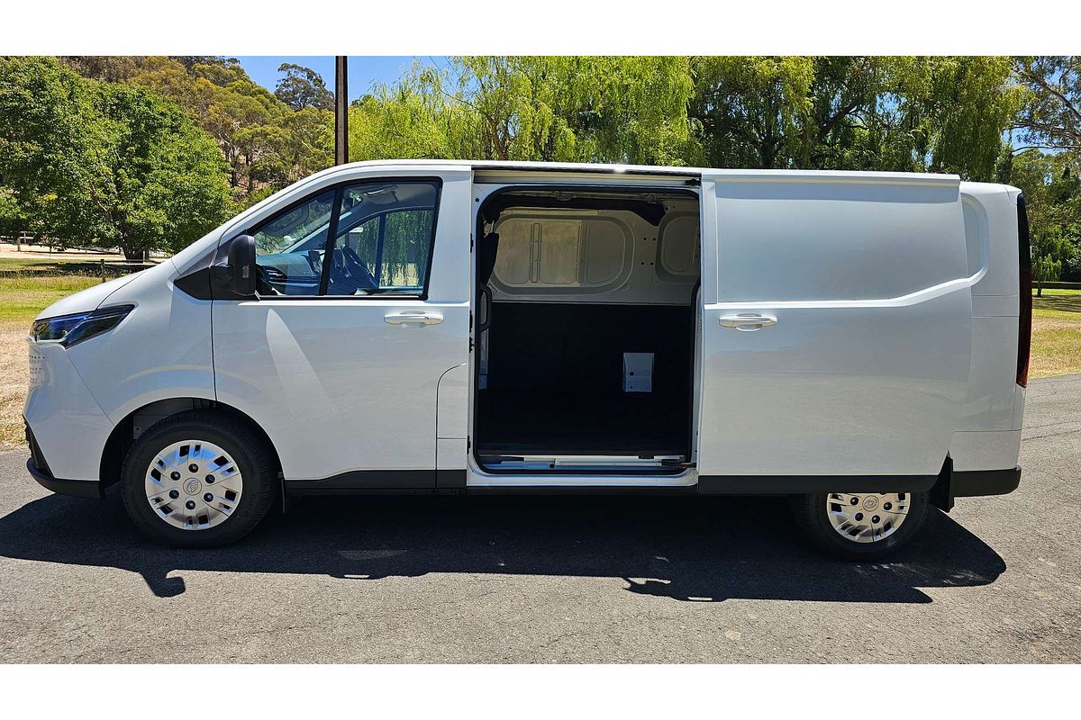 2024 LDV Deliver 7 LWB