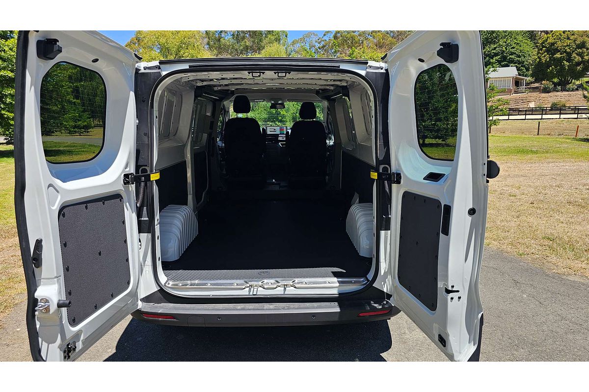 2024 LDV Deliver 7 LWB