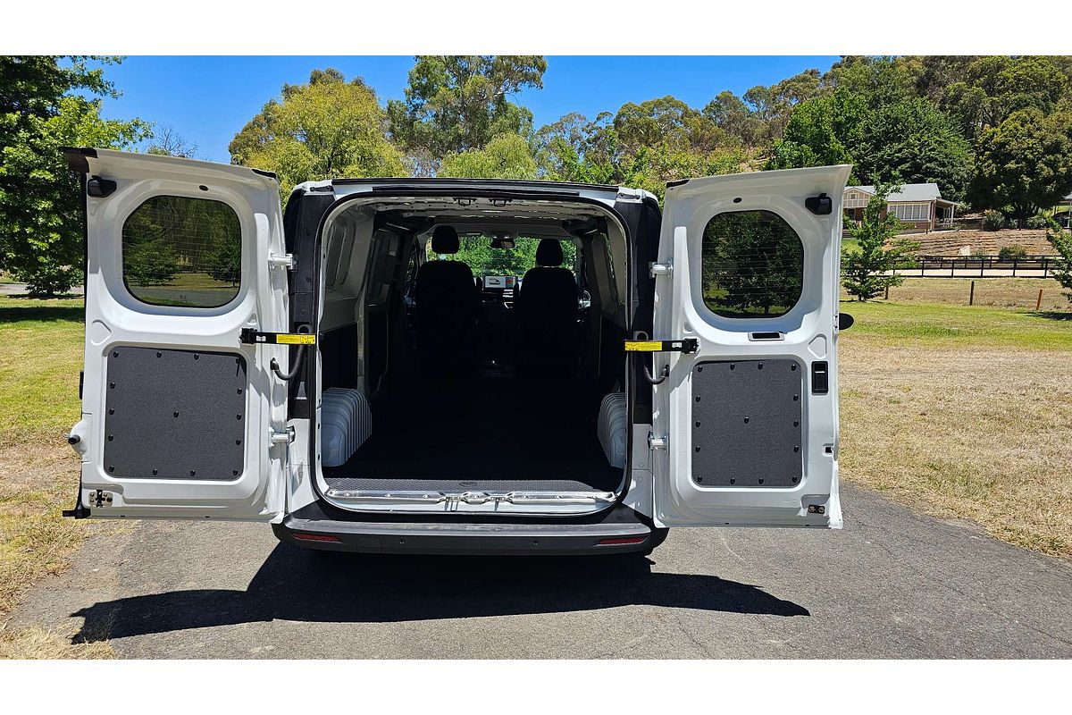 2024 LDV Deliver 7 LWB