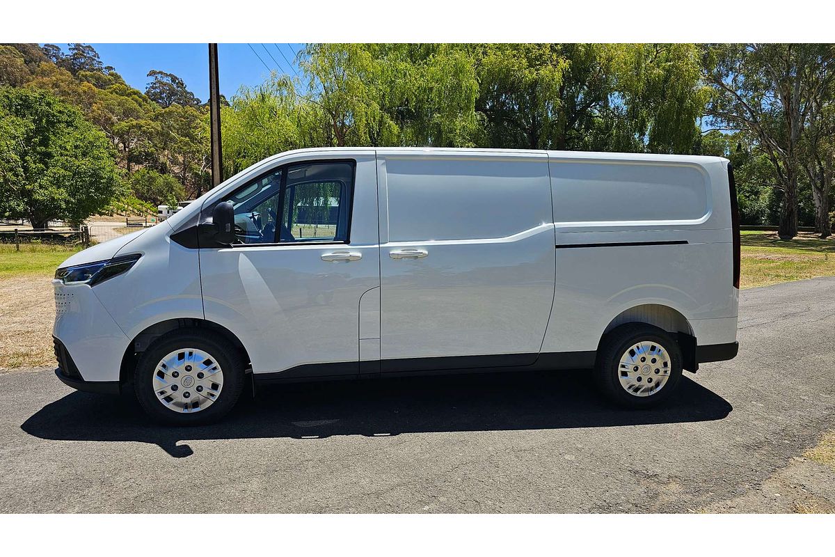 2024 LDV Deliver 7 LWB