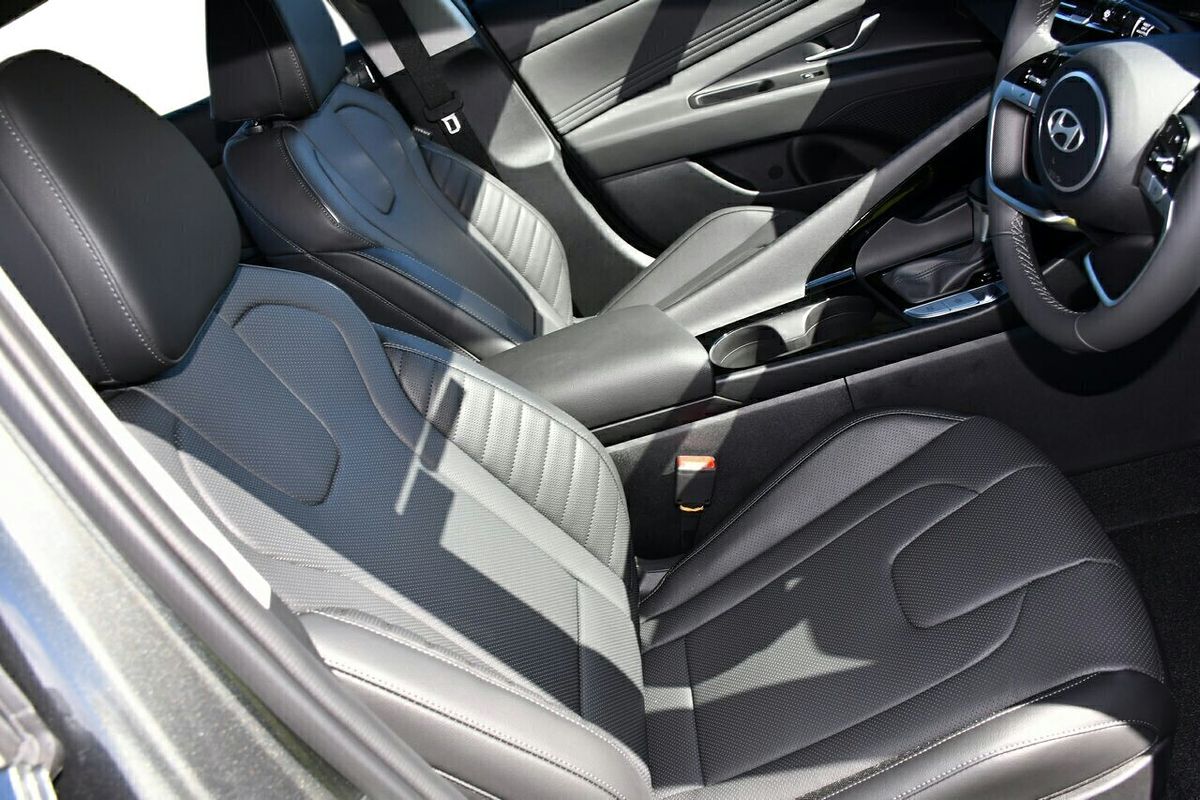 2024 Hyundai i30 Elite CN7.V2
