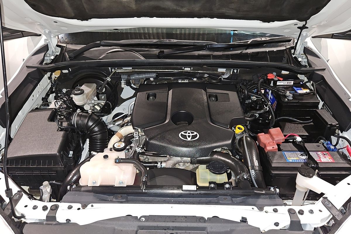 2018 Toyota Hilux SR GUN126R 4X4