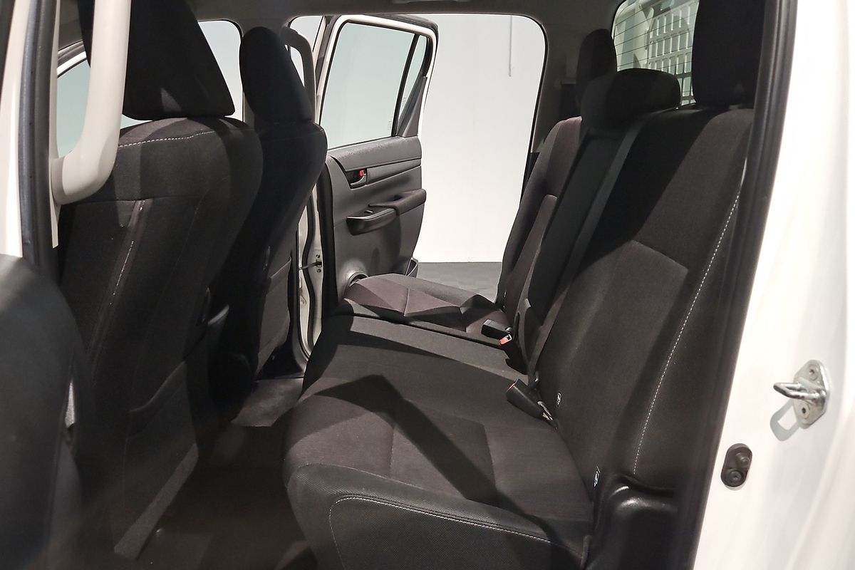 2018 Toyota Hilux SR GUN126R 4X4