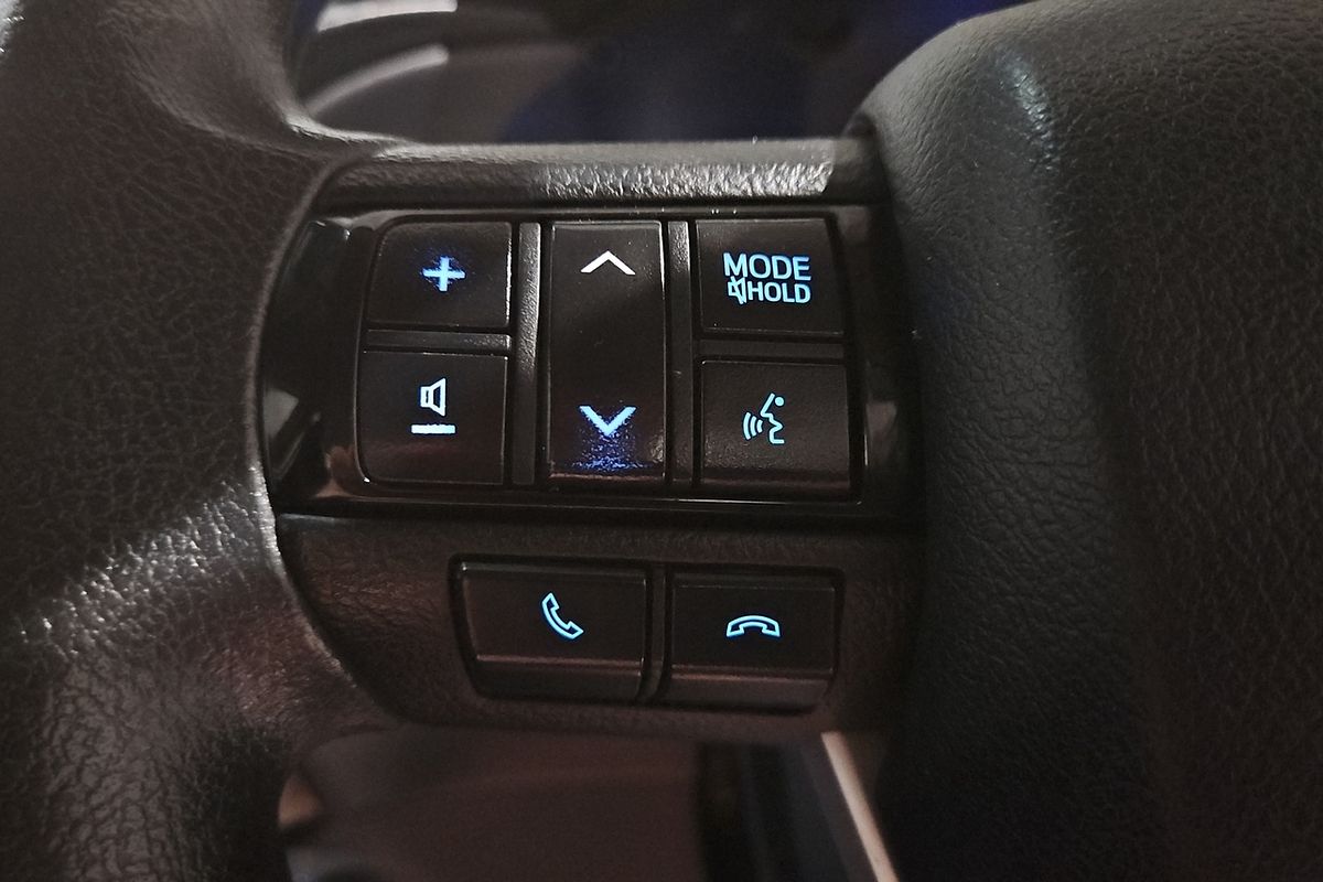 2018 Toyota Hilux SR GUN126R 4X4