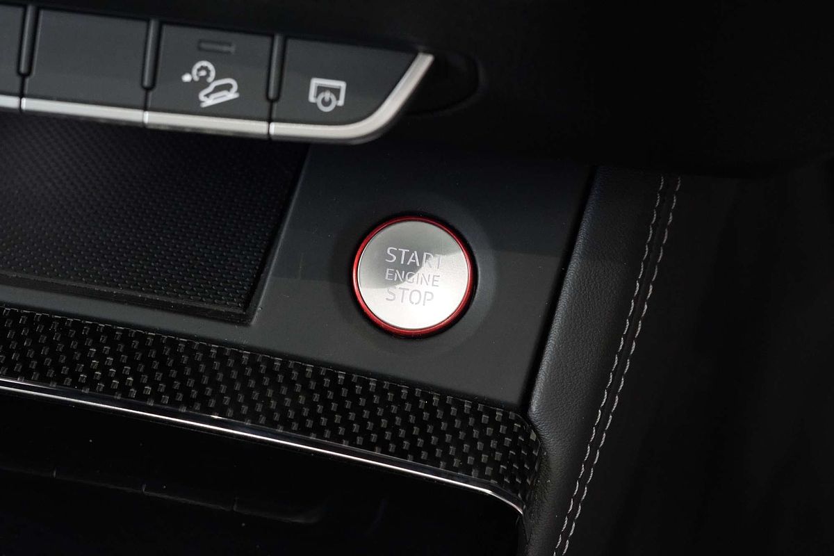 2024 Audi SQ5 TDI FY