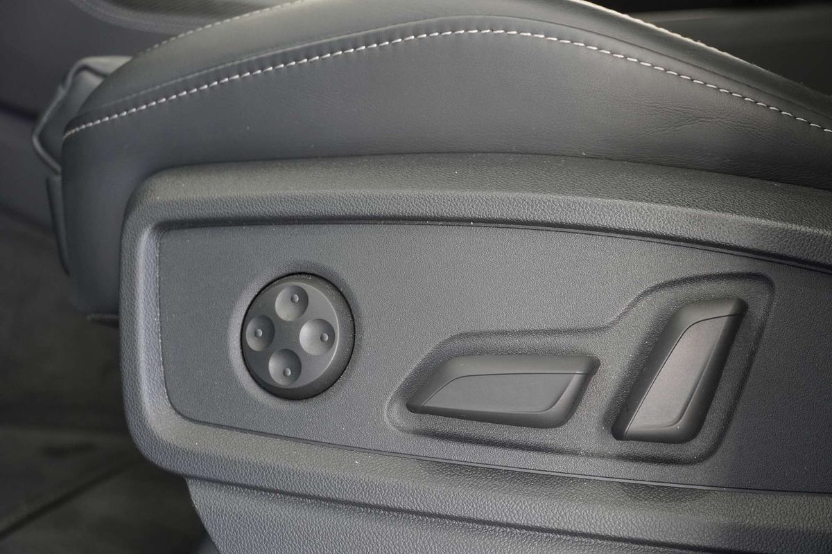 2024 Audi SQ5 TDI FY