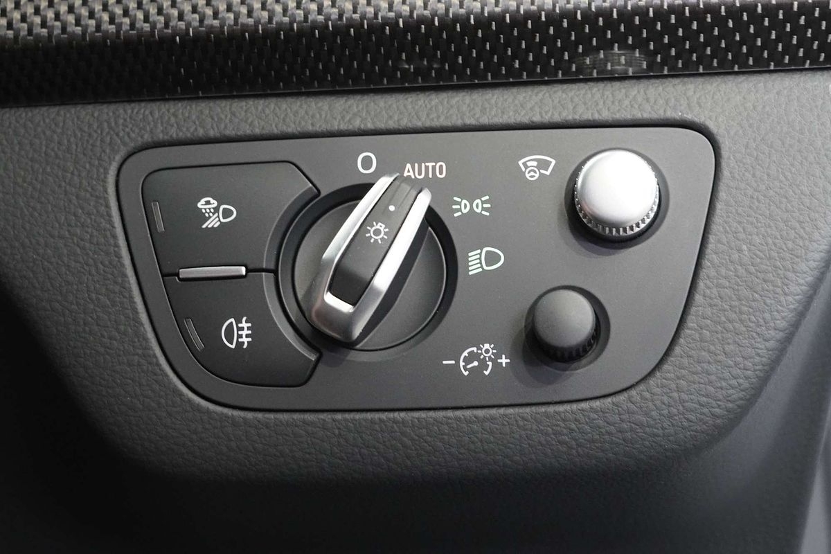 2024 Audi SQ5 TDI FY
