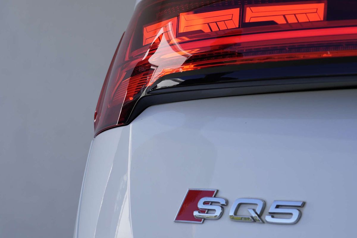 2024 Audi SQ5 TDI FY